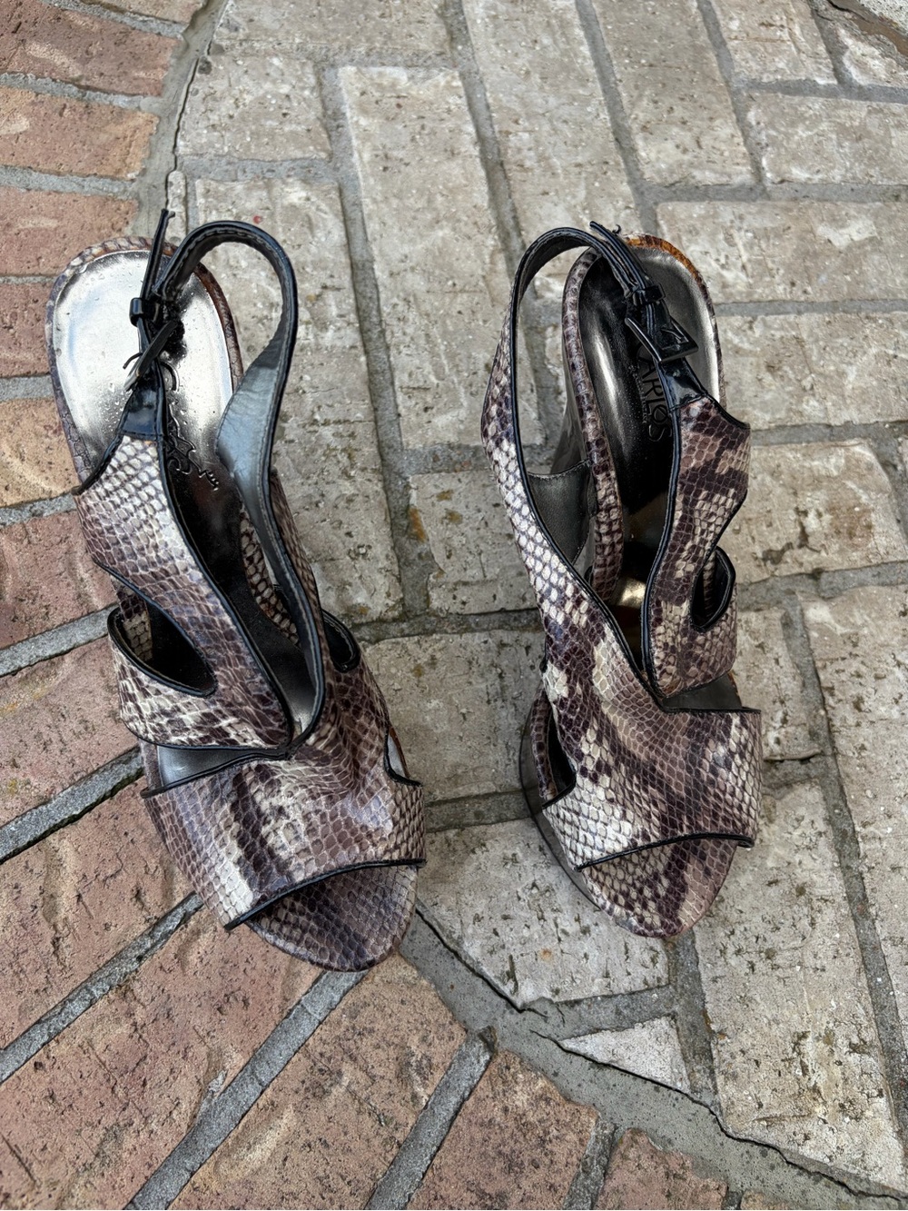 Carlos Santana Brown Snake-Print Slingback Heels
